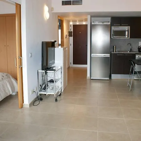 Apartamento Con Piscina Y Parking En Apartment