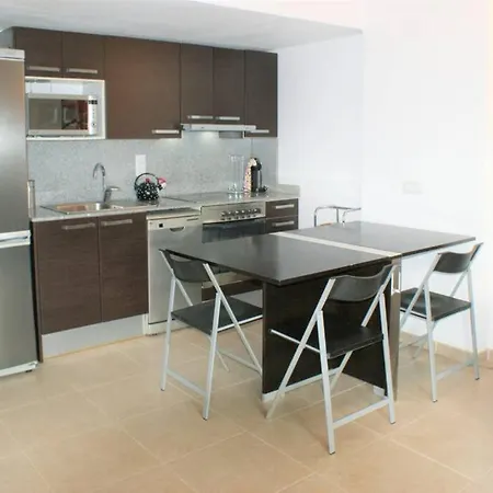 Apartamento Con Piscina Y Parking En Apartment *